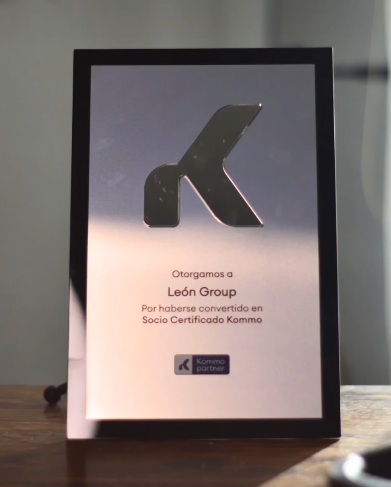 Socio Certificado Kommo - León Group